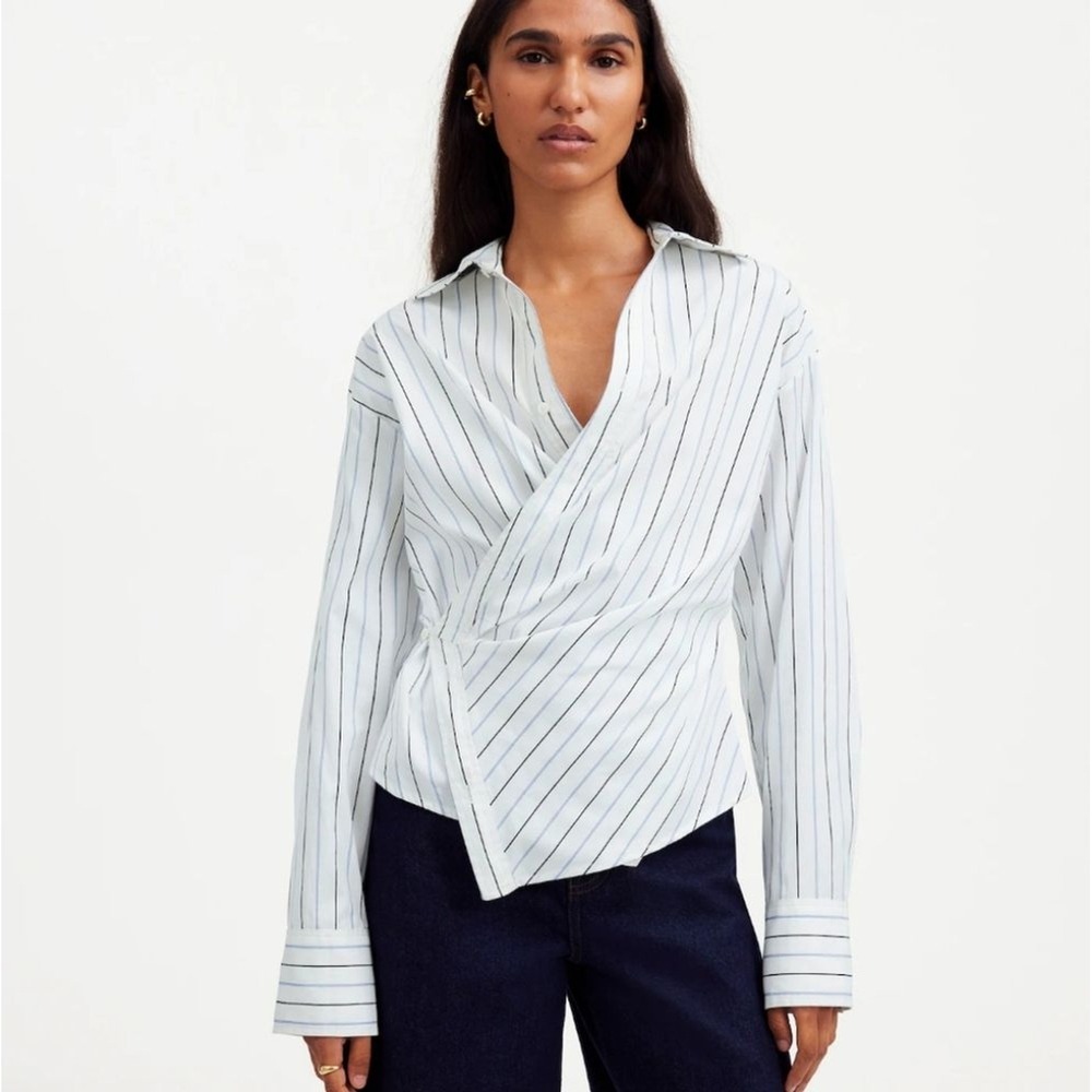 Madewell White and Blue Striped Button Down Asymmetrical Wrap Preppy Top Size 00